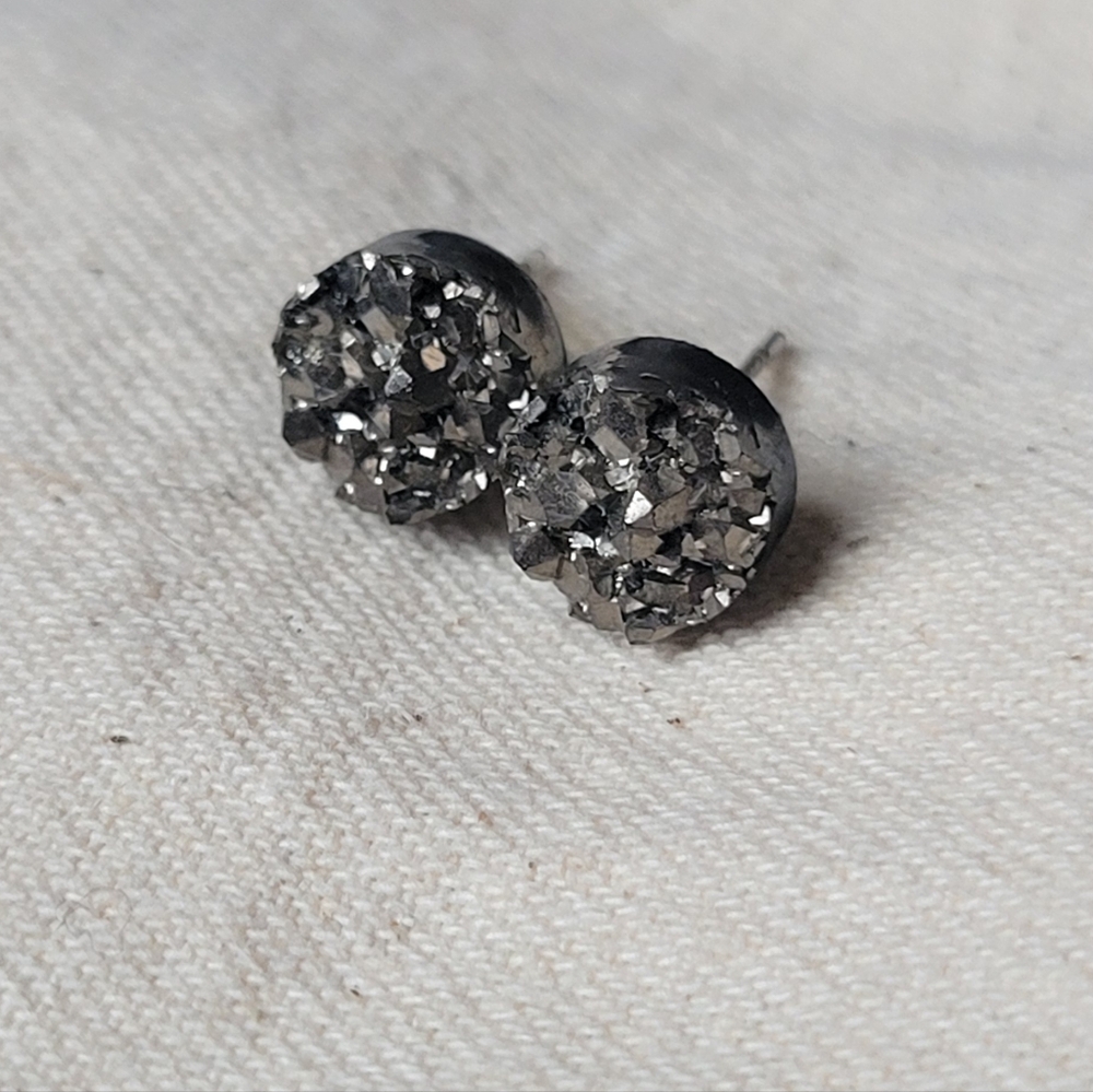 Handmade Druzy Stone Silver Crystal Stud Earrings
